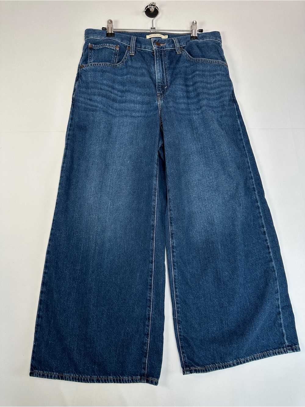 Levi’s Middy Wide Leg Ankle Lightweight Jeans Medium Wash Mid Rise Size 30